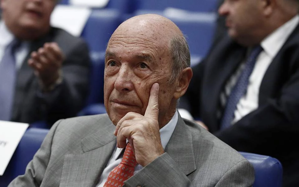Σημίτης: Η Ελλάδα θα προσφύγει ξανά στον ESM για δανεισμό